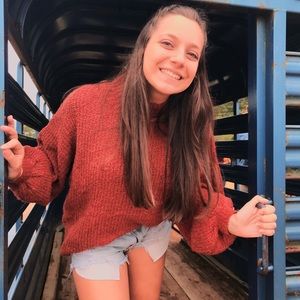 Meet your Posher, Victoria